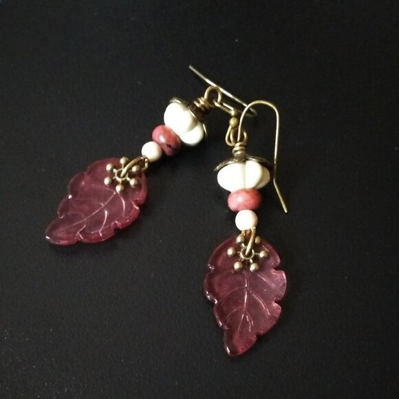 Gorgeous Pumpkin Beads & Glass Leaf Earrings! Muted Feminine Pinks & Reds! - Picture 4 of 8